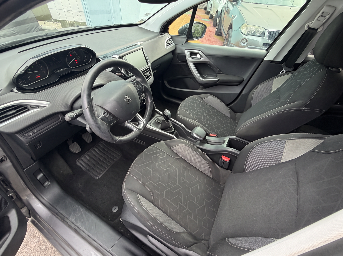 Peugeot 2008 1,6HDi 100Cv BVM5