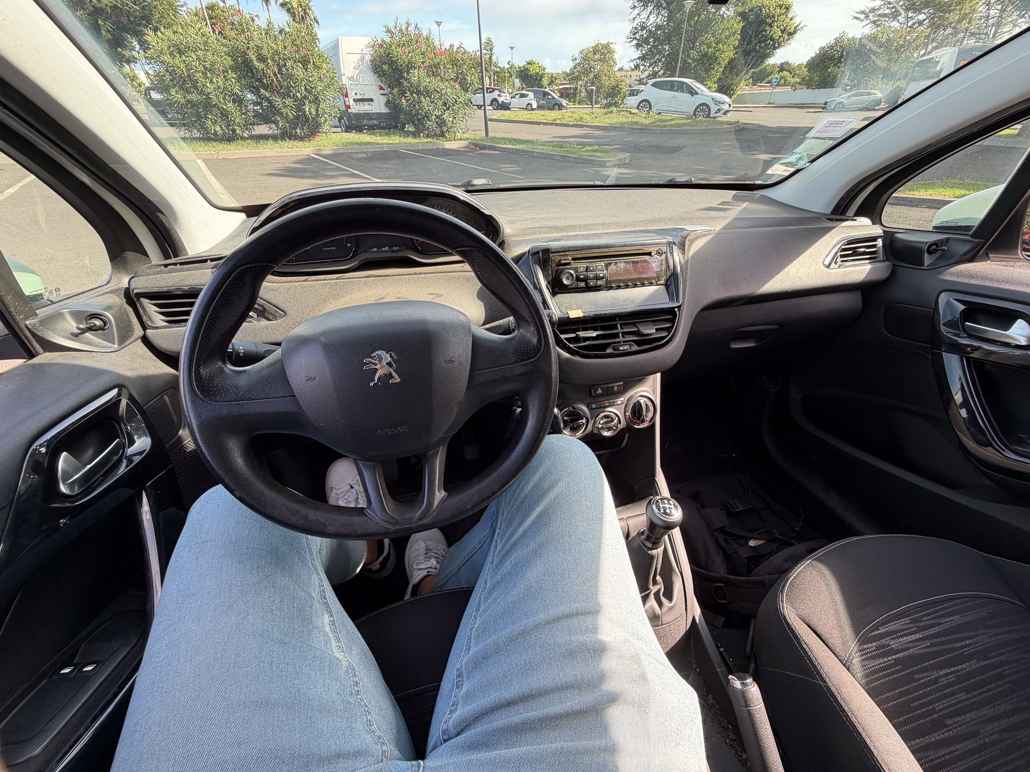 Peugeot 208 1.4HDi - 2 PLACES