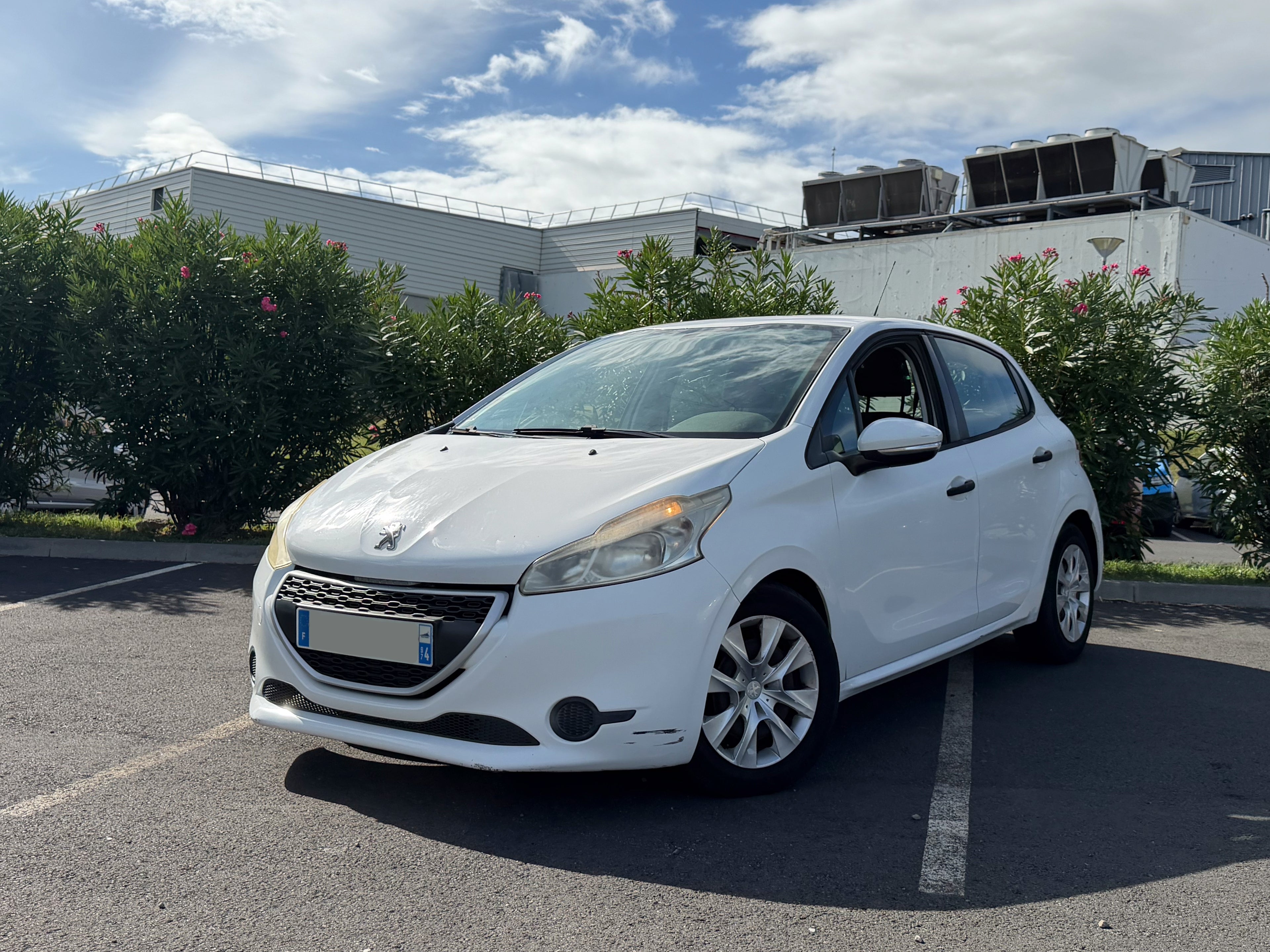 Peugeot 208 1.4HDi - 2 PLACES