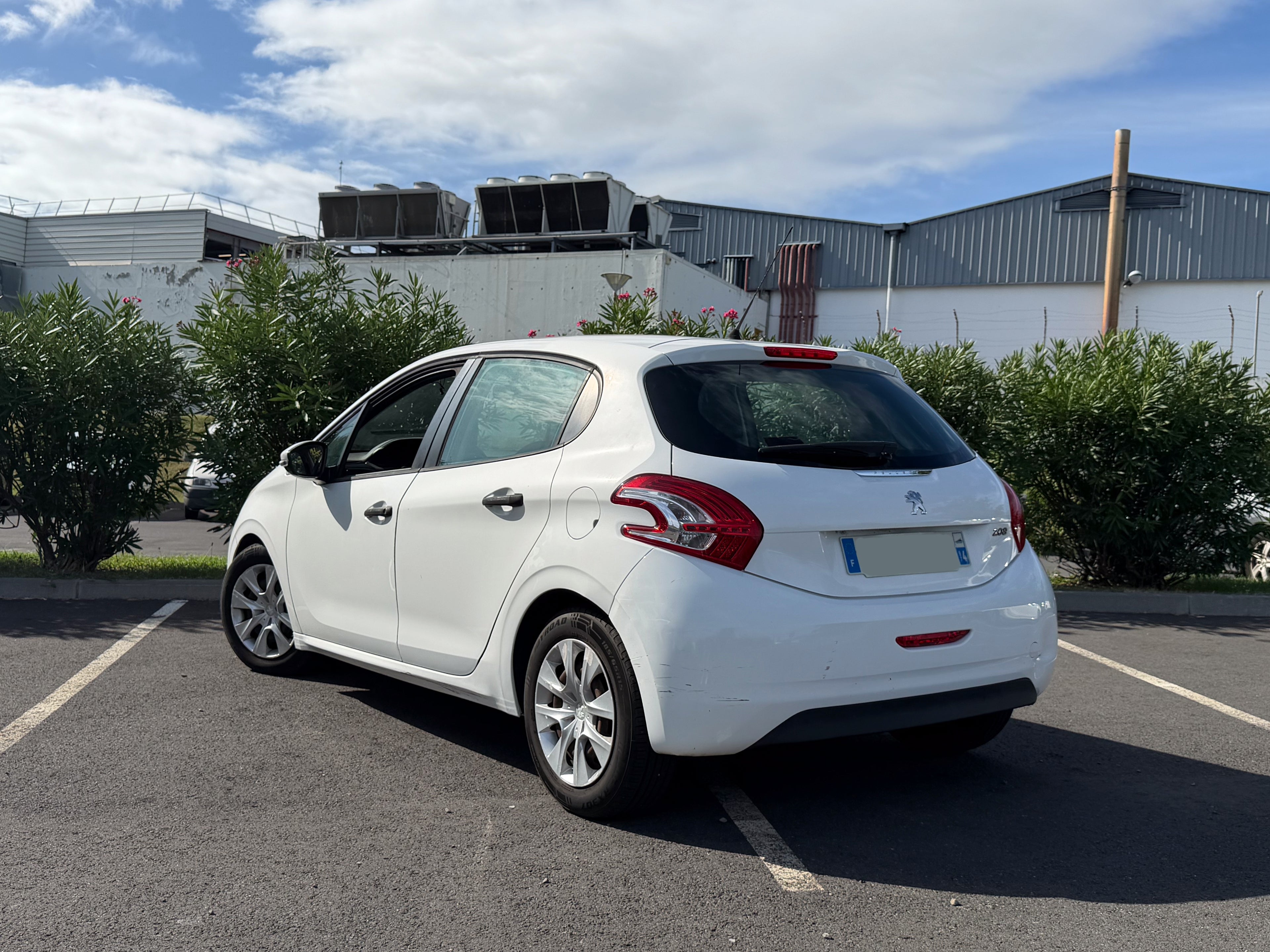 Peugeot 208 1.4HDi - 2 PLACES