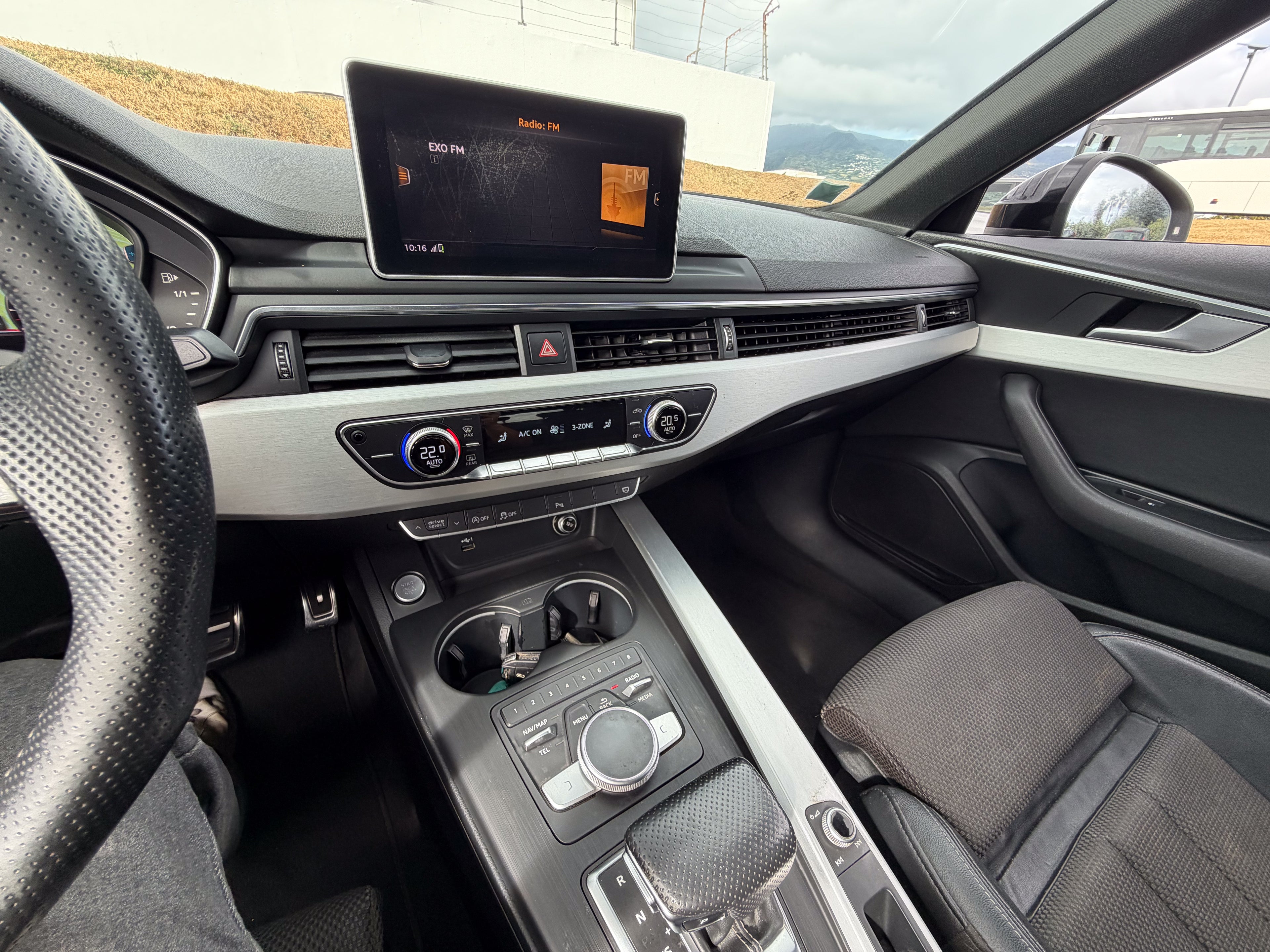 Audi A4 S-LINE 35TDi 150Cv Boîte Automatique