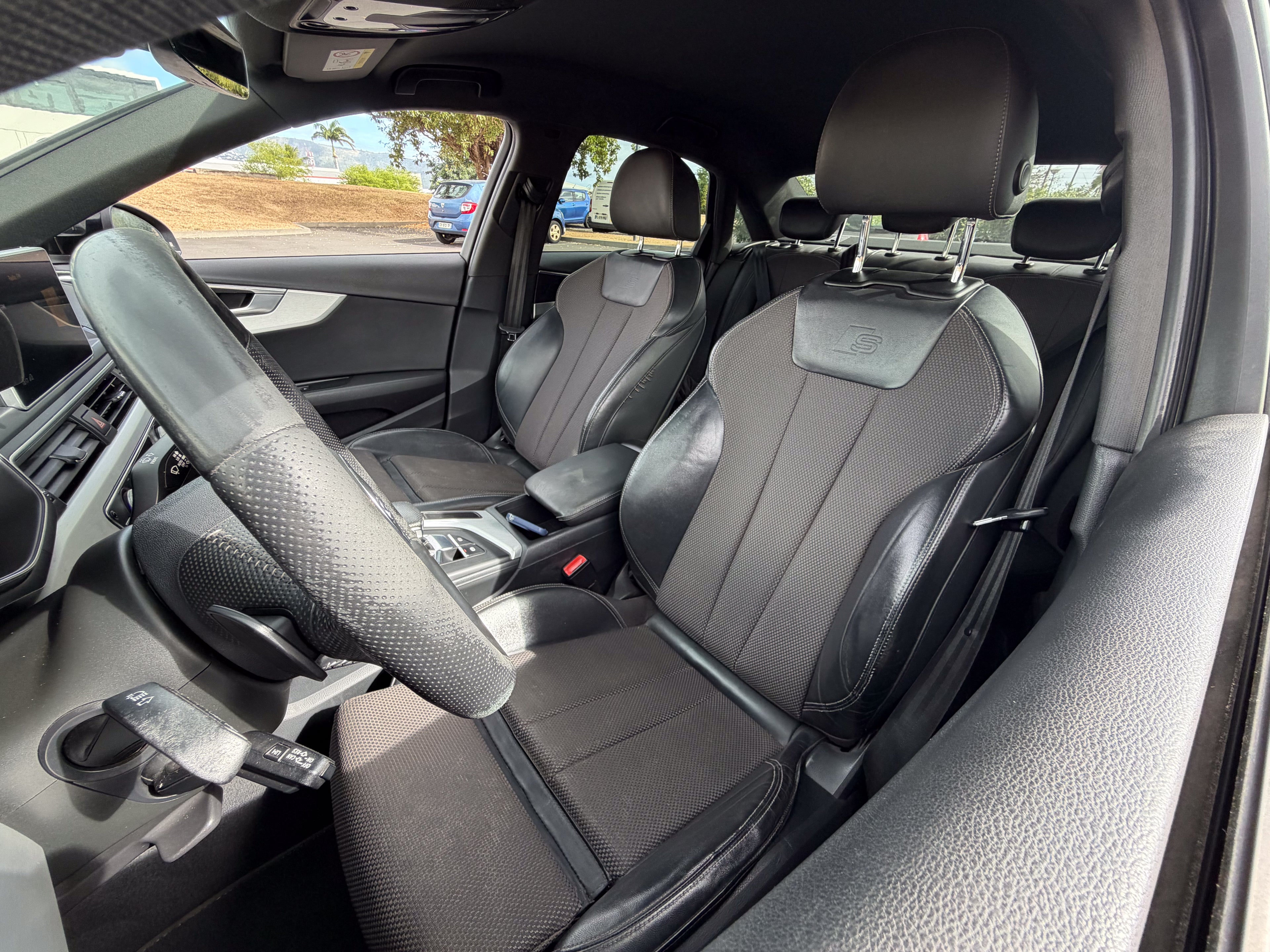 Audi A4 S-LINE 35TDi 150Cv Boîte Automatique