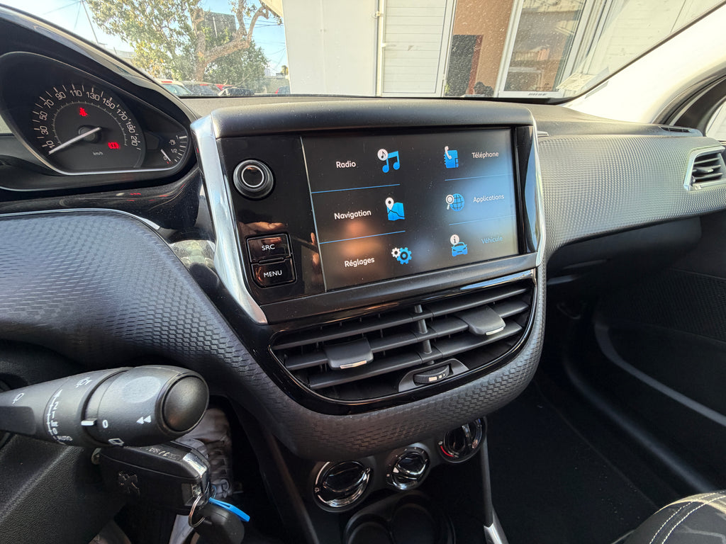Peugeot 2008 1,2L 110Cv BVM5