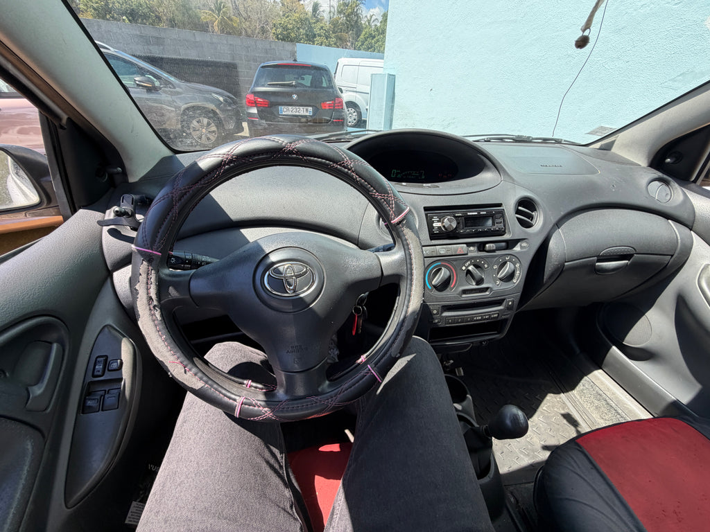Toyota Yaris 1.0L 68Cv BVM5